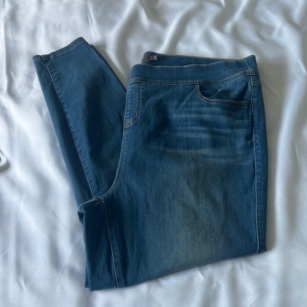 Torrid Pull On Super Skinny Jeans